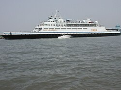 Cape May–Lewes Ferry connects New Jersey and Delaware across Delaware Bay.