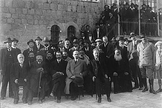 Weizmann in Jerusalem, 1920 (Herbert Samuel to his right)