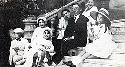 Ocampo sisters, circa 1908