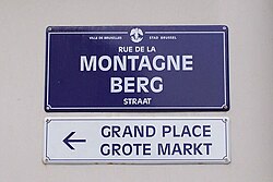 Bilingual signs in Brussels