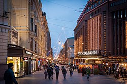 Aleksanterinkatu at Christmas time