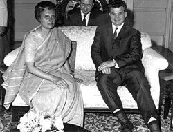Ceaușescu with Indira Gandhi during his visit to India in 1969