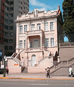 Canonical House, one of the city's historic buildings