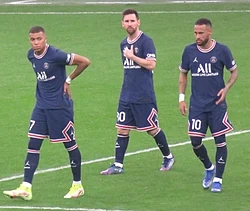 Messi (middle) with Paris Saint-Germain teammates Kylian Mbappé (left) and Neymar in 2021.