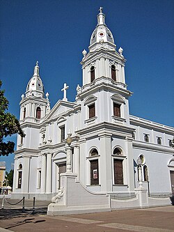 Catedral de Nuestra Señora de Guadalupe, Plaza Las Delicias, Ponce, Puerto Rico