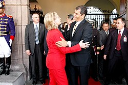 Correa and U.S. Secretary of State Hillary Clinton in Quito, 8 June 2010