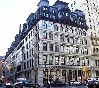 The upper floors of the Fifth Avenue facade, with the 19th Street facade on the left, going east towards Broadway