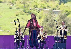 Tunar Rahmanoghly singing Kurdish song "Rinda Min". Khari Bulbul Music Festival