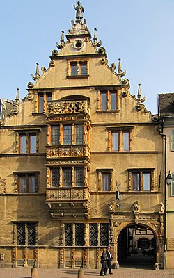Maison des têtes