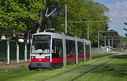 The 62 tram, an A1 model, in Hietzing