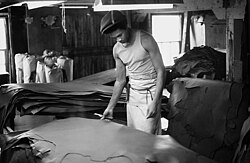 Finishgrading leather