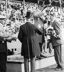 Jim Thorpe receives his medal at the 1912 Summer Olympics