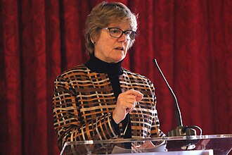 Davies speaks at a briefing for the Heads of Missions on the Review on Antimicrobial Resistance on 19 May 2016.