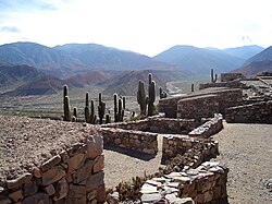 The Video for Cuando pase el temblor (1986), directed by Alfredo Lois was filmed at the -pre-Incan ruins of Pucará de Tilcara, in Jujuy. Soda fused rock and carnavalito (traditional Andean music). The video was nominated as the finalist for the 12th World Festival of Video and TV in Acapulco