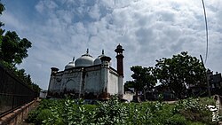 The Aliwardi mosque in Gurgaon dates back to the 18th century.