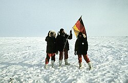 Participants of the first German North Pole expedition 1990 from University of Giessen