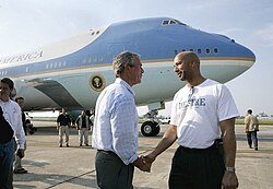 U.S. President George W. Bush and Mayor Ray Nagin meet on September 2, 2005