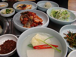 Tongkimchi, gulgimchi (kimchi with additional oyster) and other banchan