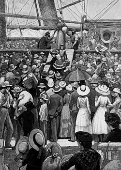 Migrants to Australia disembarking from a ship, 1885