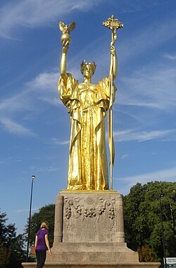 Replica of Daniel Chester French's Statue of The Republic at the site of the World's Columbian Exposition