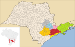 The macrometropolis and its divisions.
