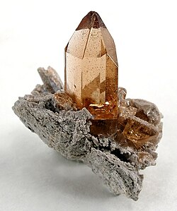 Sherry-colored topaz from Utah, USA