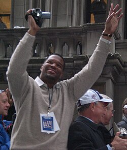 Hall of Fame DE Michael Strahan