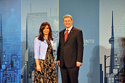 Fernández de Kirchner with Canadian prime minister, Stephen Harper in 2010