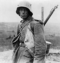 A young German Sommekämpfer in 1916
