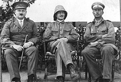 British officer with Lettow-Vorbeck and Georg Kraut in Dar es Salaam, March 1919