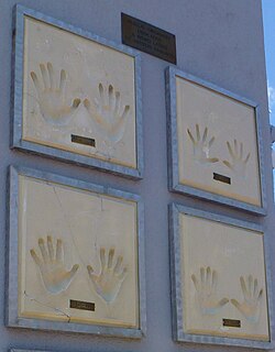 Shakira's handprints at San Fernando Mall's Ritmo Latino[288]