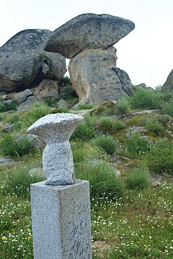 Scaled-down palpable model of mountain for blind tourists