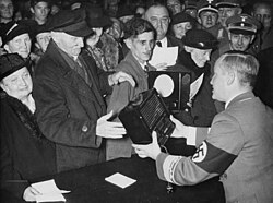 Free radios were distributed in Berlin on Goebbels' birthday in 1938.
