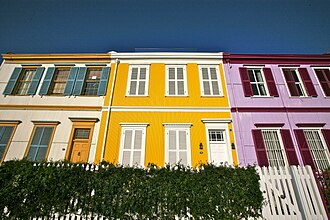 Many houses in Valparaíso are colorfully painted