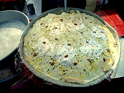 Malai Makkhan, a winter delicacy of Lucknow