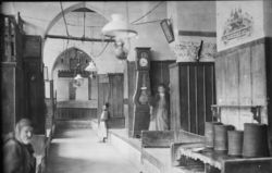 A photograph of the interior of the Western wing of the synagogue in the early 20th century