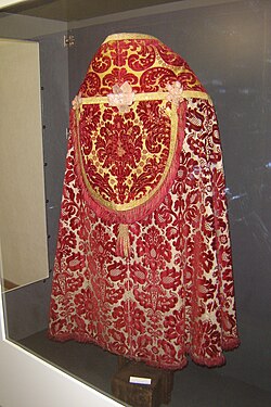 A cope in pile-on-pile velvet