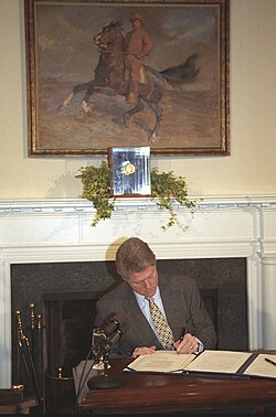 U.S. president Bill Clinton signing a bill passed by the U.S. Congress.