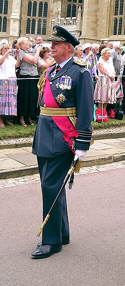 Air Chief Marshal Sir Richard Johns in his service dress uniform, wearing the star, riband, and badge of a military Knight Grand Cross of the Order of the Bath