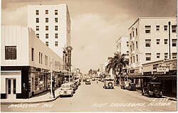 Andrews Ave, Fort Lauderdale, Florida in approximately 1940