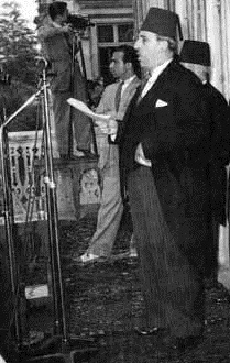 Quwatli declaring Syria's independence from France, 17 April 1946