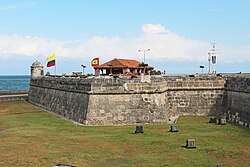 The historic center is surrounded by 11 kilometers of defensive walls. These were complemented by fortifications along the coast, making Cartagena an impregnable city. The walls, made in several stages, were designed to protect the city from continual pirate attacks, was built between 1614 and 1796.
