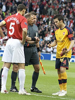 Fàbregas as captain during the 2008–09 Champions League semi-final