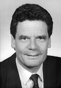 Gauck in 1990