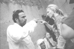 Alejandro González Iñárritu and Cate Blanchett during filming