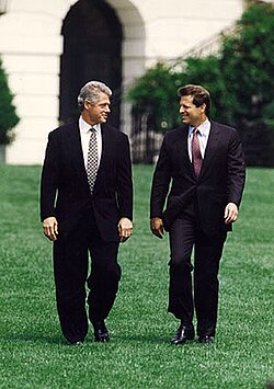 Gore and President Bill Clinton on the South Lawn, August 10, 1993