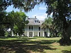 Kenilworth Plantation House (originally Bienvenu) in St. Bernard's Terre aux Boeufs dates back to the 1750s.