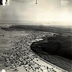 "Dohah looking northwest", photographed by the Royal Air Force during a reconnaissance of the Qatar Peninsula on 9 May 1934