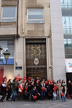 Portuguese in front of their embassy in Brussels, Belgium