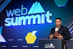 Ronaldo with his Innovation in Sport Award at the Web Summit in 2019
